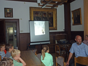 Besuch im Alten Rathaus mit Ortsheimatpfleger Ulrich Finke